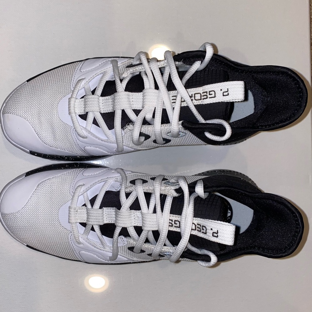 Nike Paul George basketball shoes